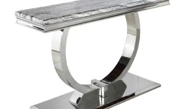 Arriana Console Table