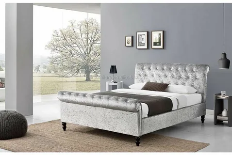 Windsor Chesterfield Sleigh Bed style